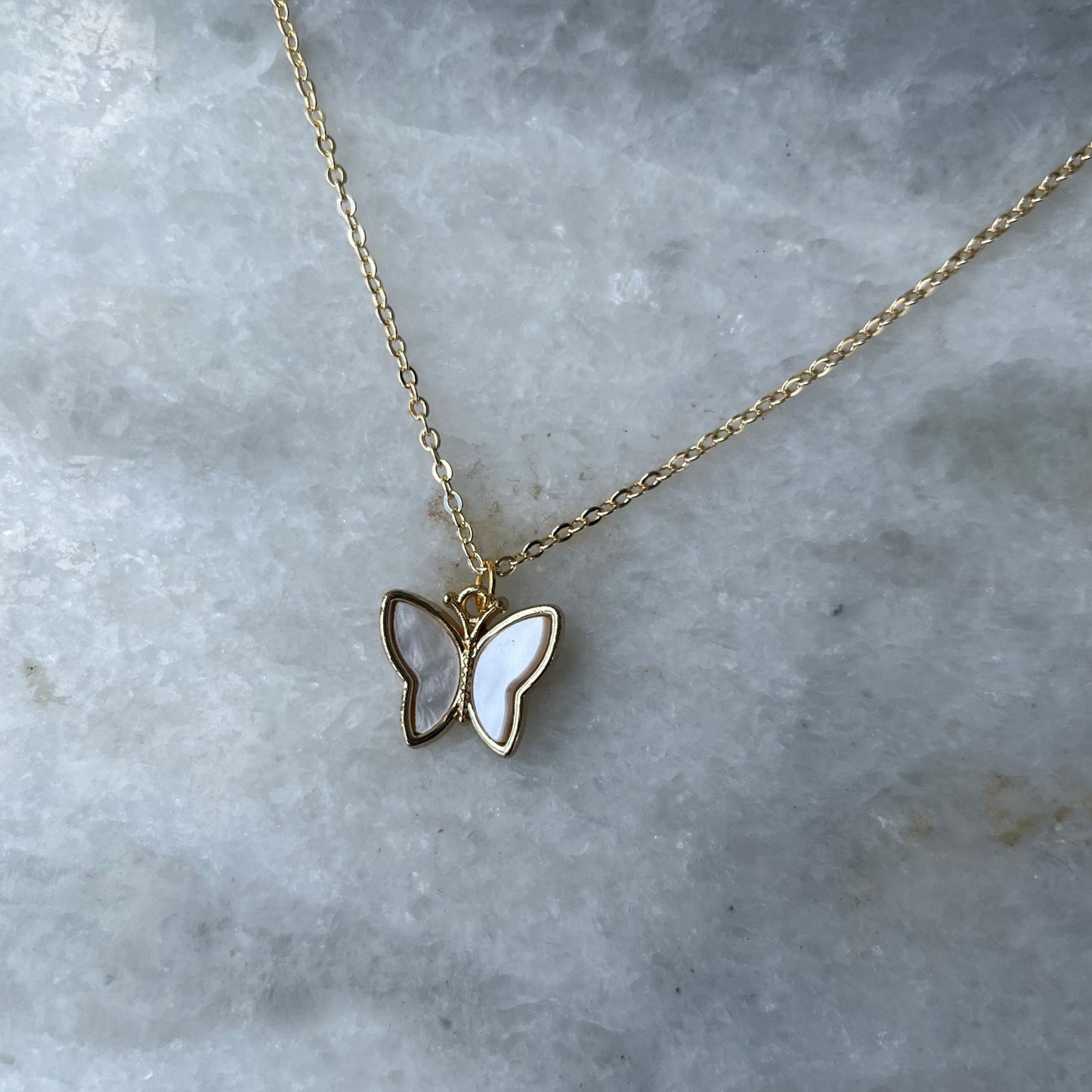 Flutter- Essentials Necklace
