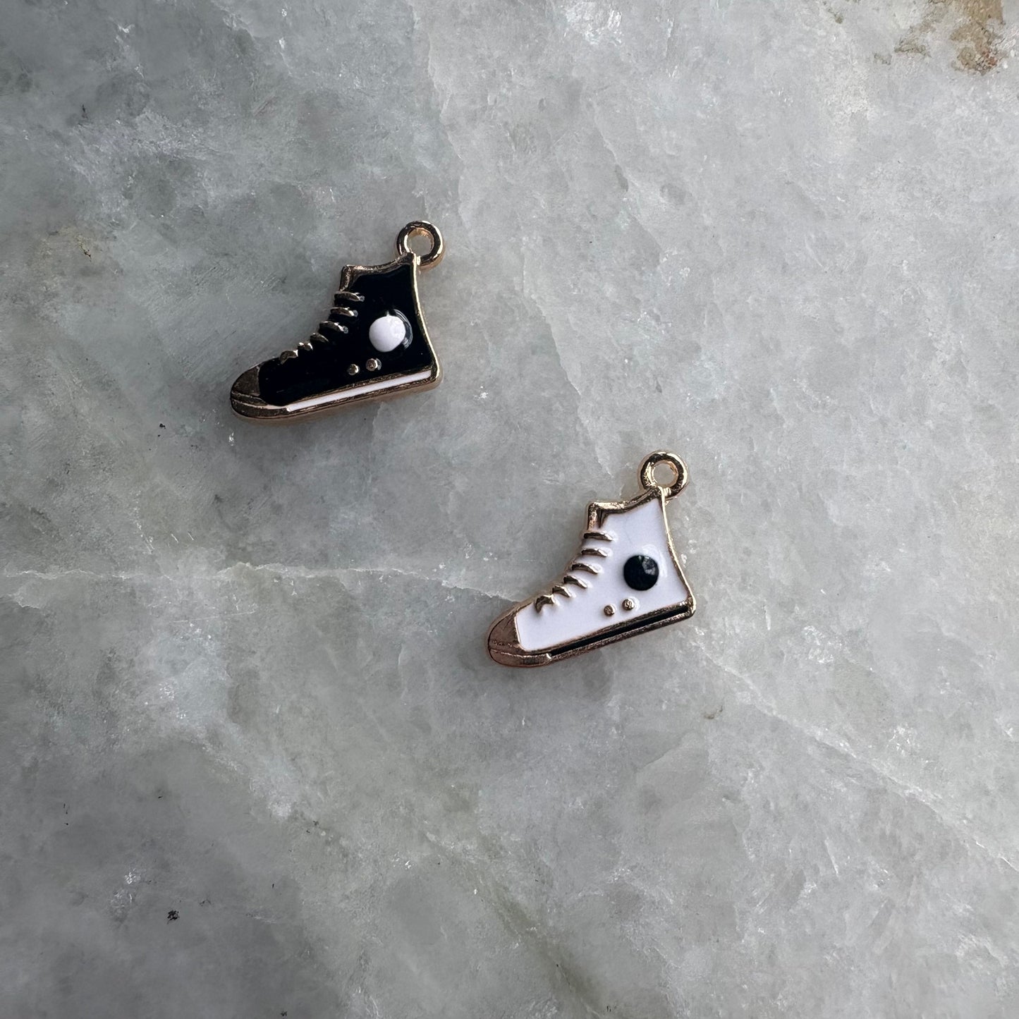 Converse Charm