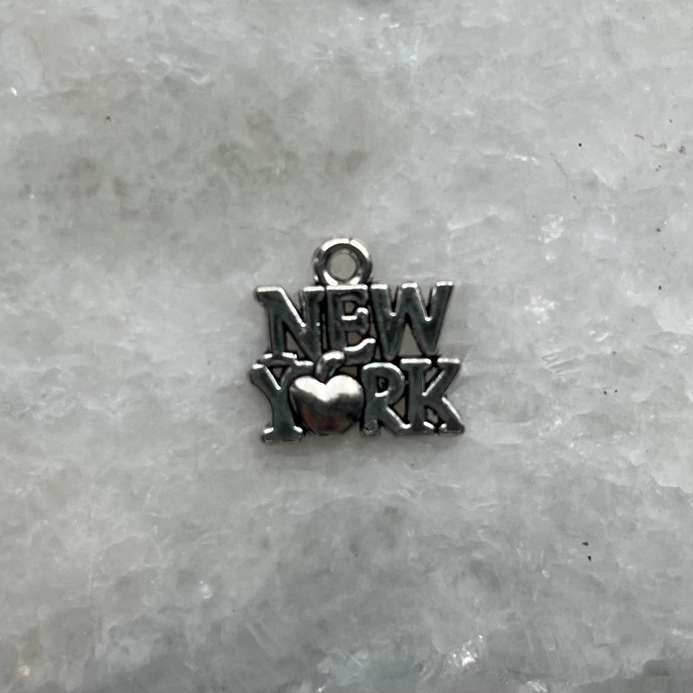 NEW YORK charm