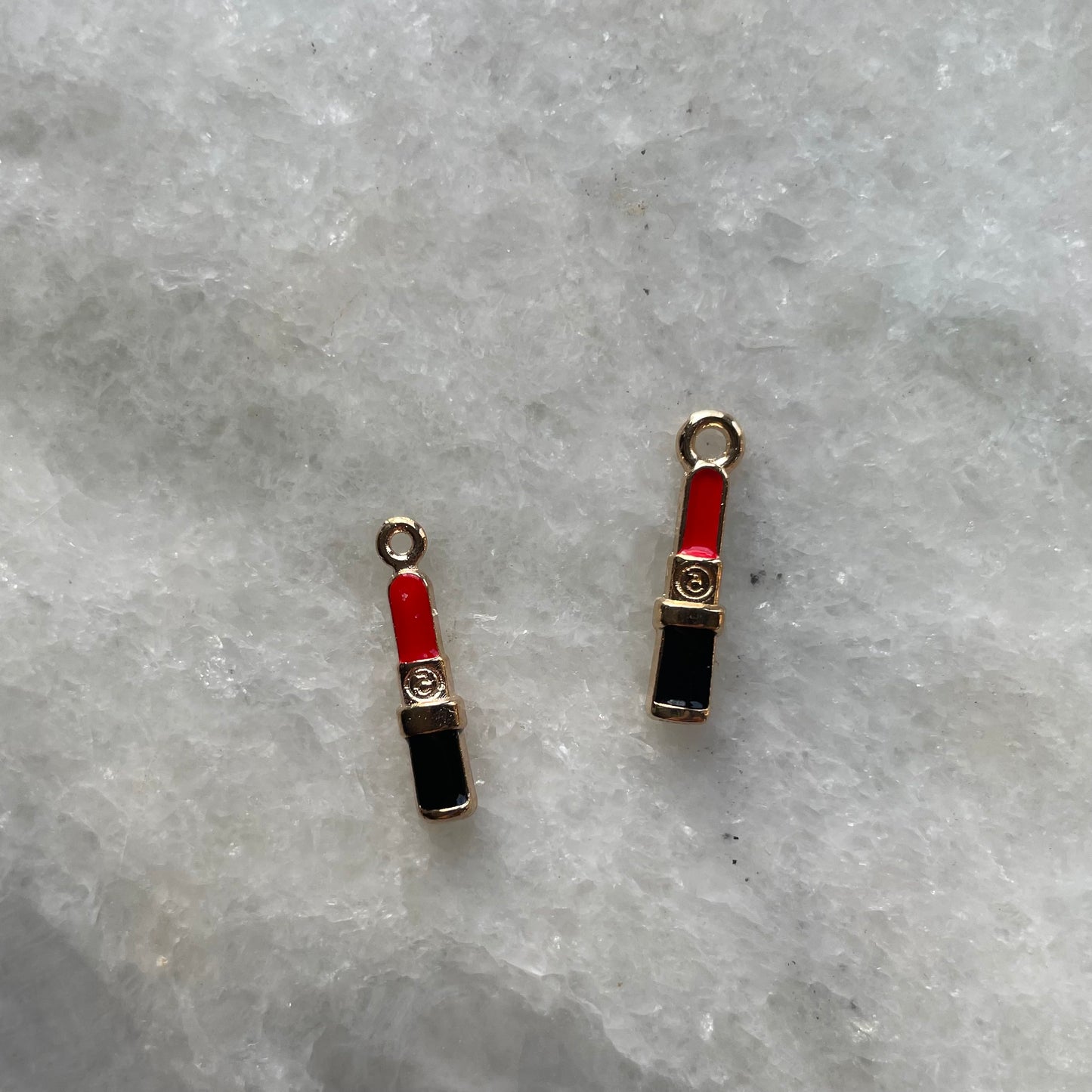 Red lipstick Charm